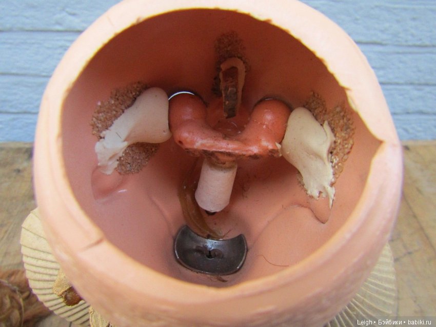 Старинная куколка Чехии-Моравии (фото 3)