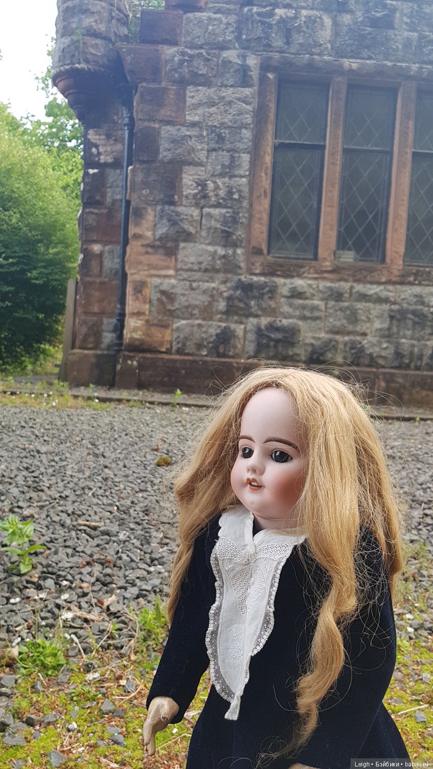 Чужестранка — Антикварные куклы SFBJ (Франция): Jumeau
