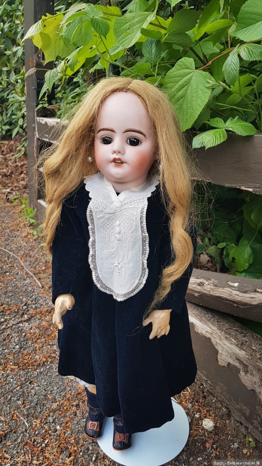 Чужестранка — Антикварные куклы SFBJ (Франция): Jumeau