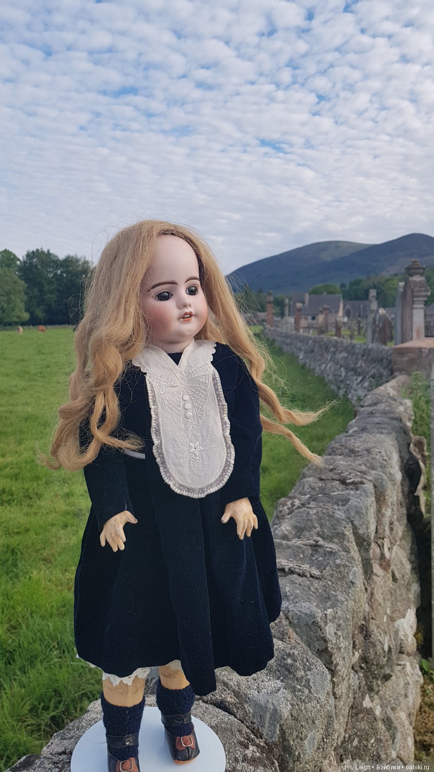 Чужестранка — Антикварные куклы SFBJ (Франция): Jumeau
