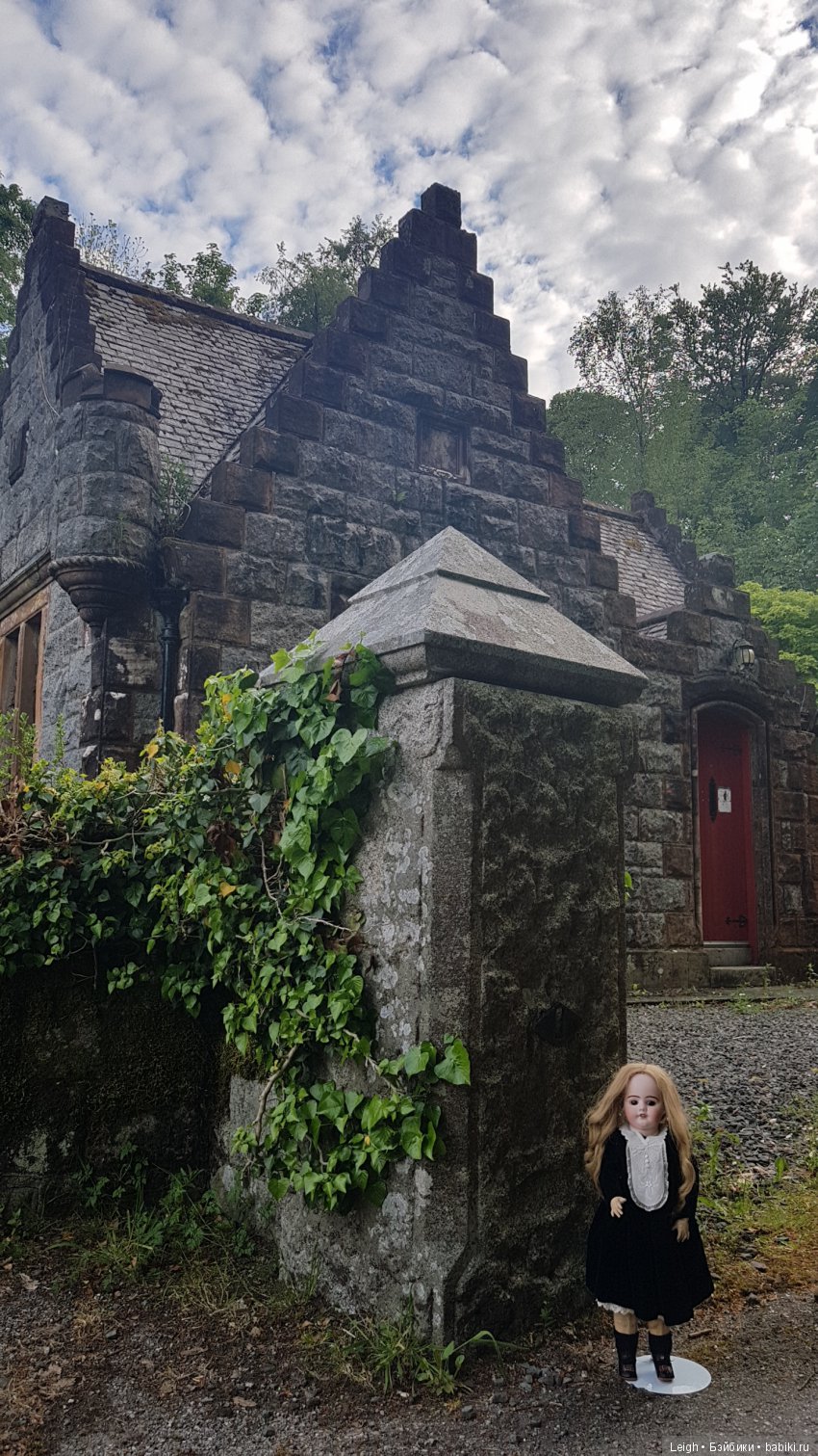 Чужестранка — Антикварные куклы SFBJ (Франция): Jumeau