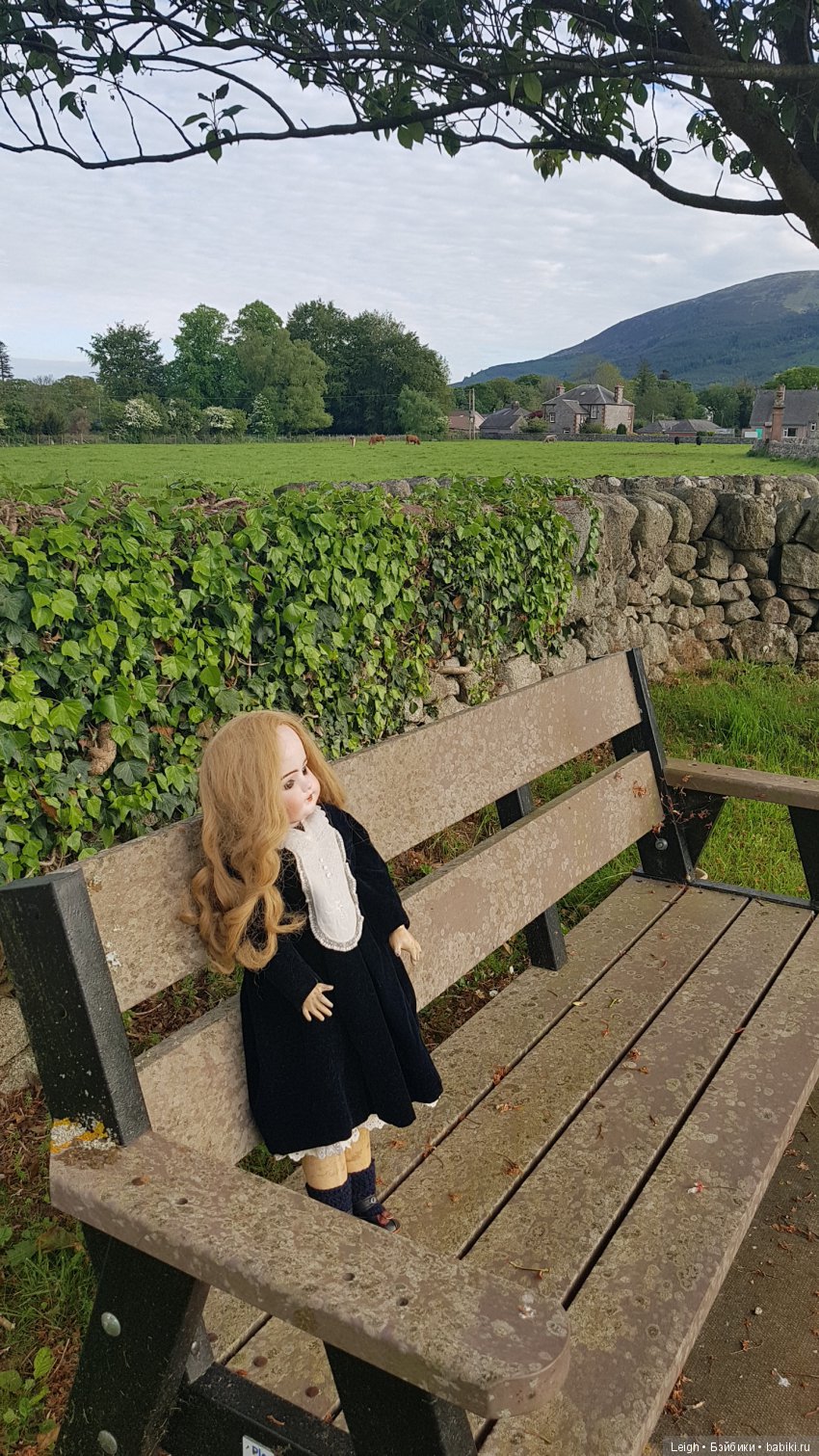 Чужестранка — Антикварные куклы SFBJ (Франция): Jumeau