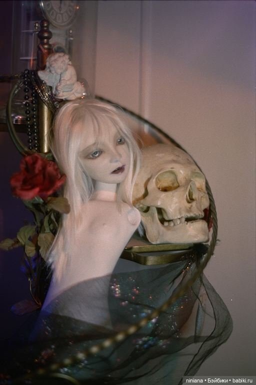 Сюрреализм, рок и немного призраков: кукольный мир Сидзуки Миуры