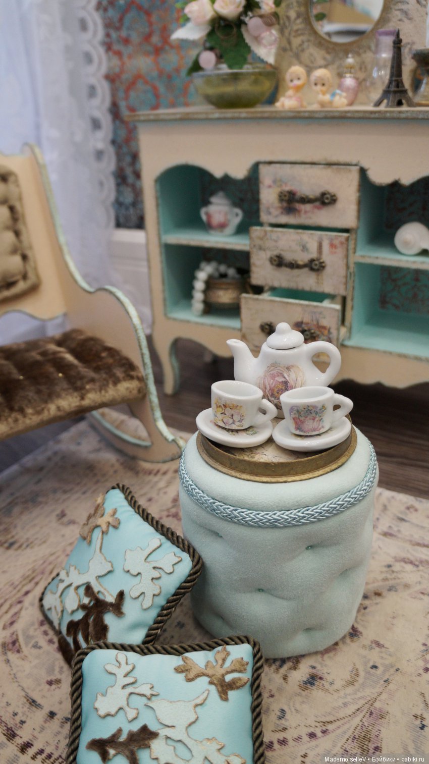 Изысканная гостиная для маленьких леди