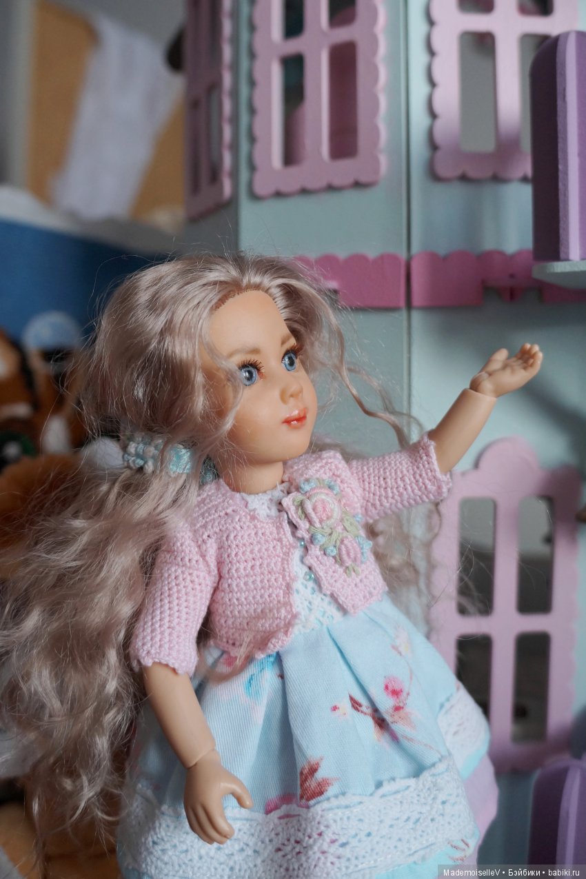 Алиса в Зазеркалье. Сказка в картинках (по мотивам произведений Льюиса Кэрола)