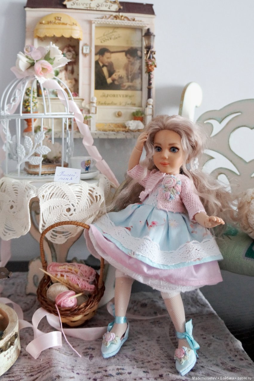 Алиса в Зазеркалье. Сказка в картинках (по мотивам произведений Льюиса Кэрола)