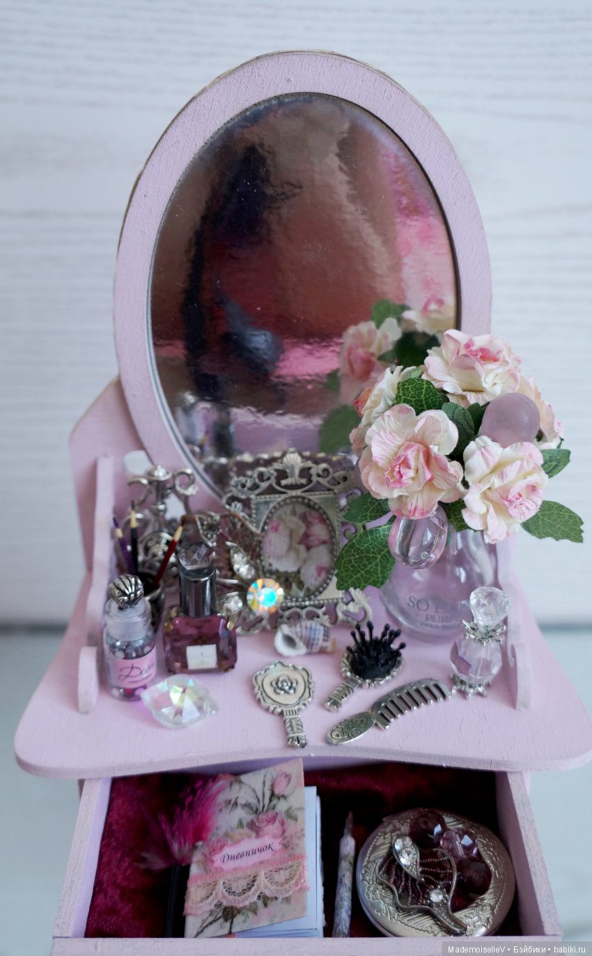 "Аметист в серебре". Миниатюра. Набор аксессуаров для туалетного столика