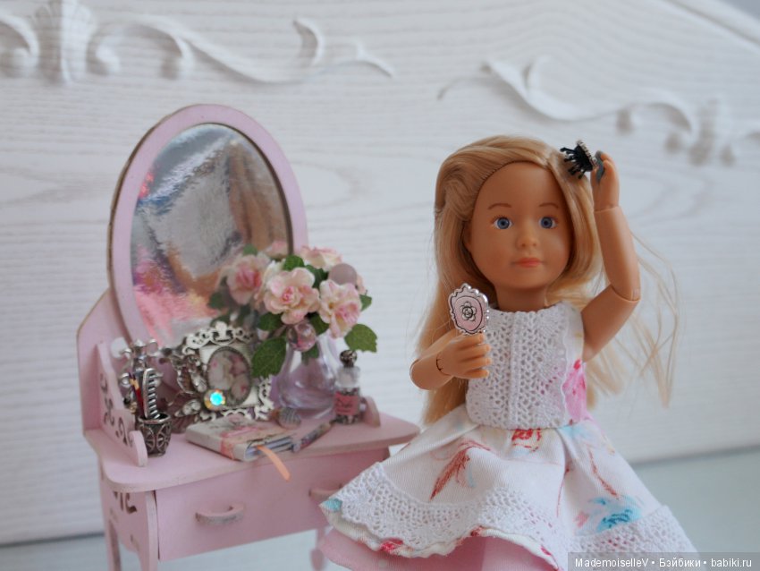 "Аметист в серебре". Миниатюра. Набор аксессуаров для туалетного столика