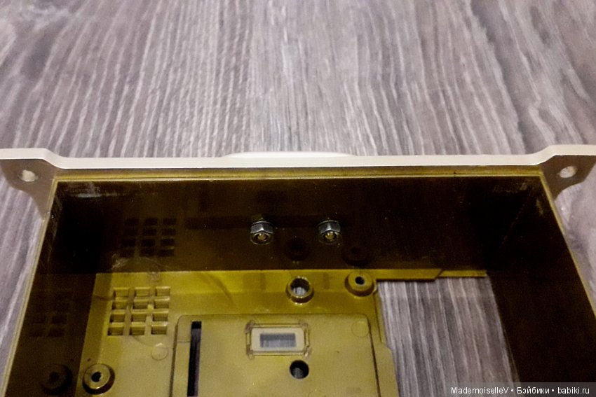 Мастер-класс. Кукольная миниатюра. Винтажный консольный столик (фото 8)