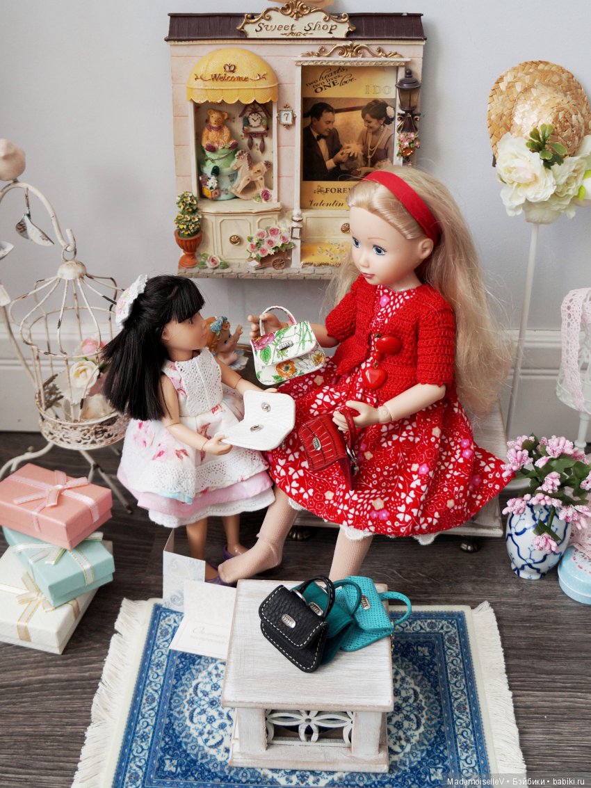 В галантерейном магазине — Зарисовки из кукольной жизни: фотоистории (фото 4)