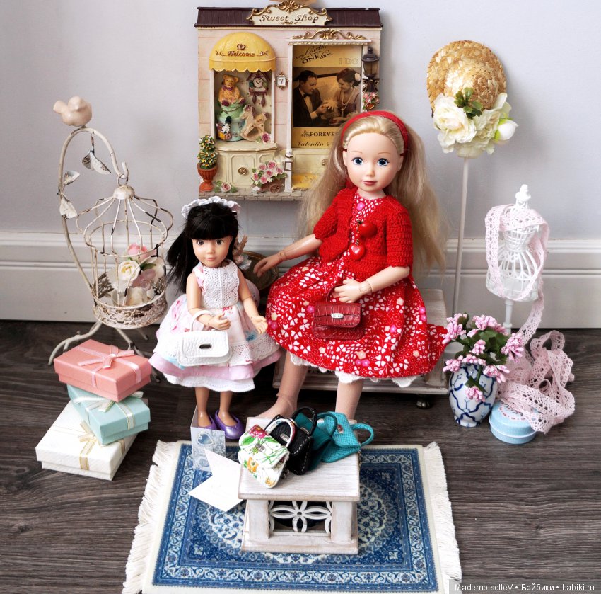 В галантерейном магазине — Зарисовки из кукольной жизни: фотоистории
