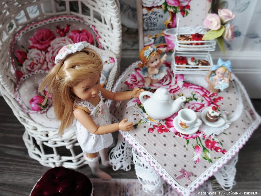 Пока мамы нет дома — Мебель для кукол и домиков: фото (фото 10)