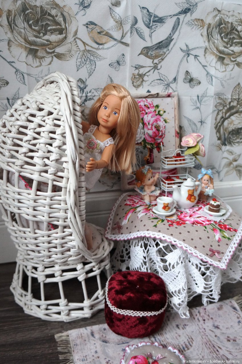 Пока мамы нет дома — Мебель для кукол и домиков: фото