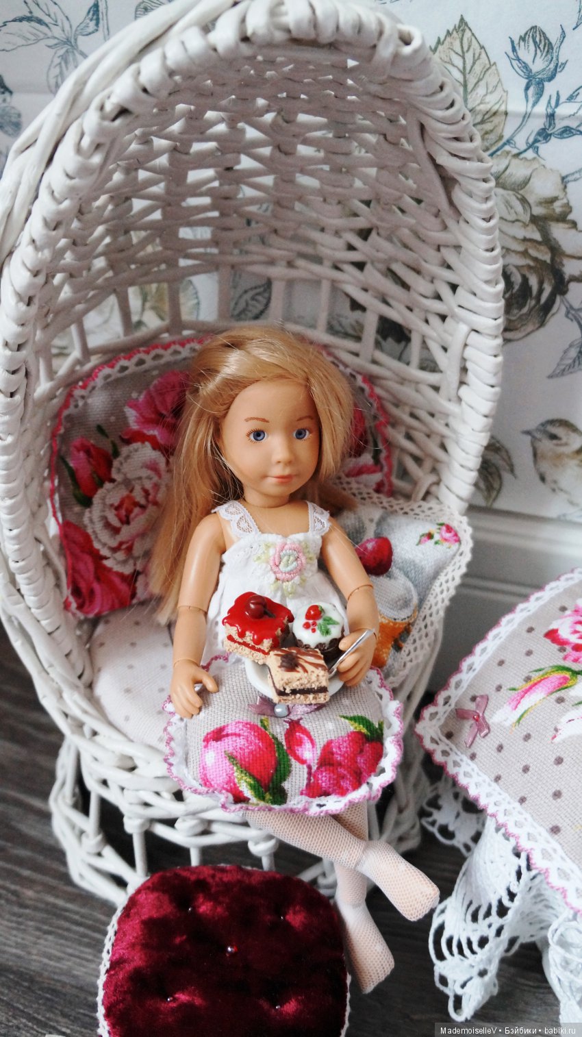 Пока мамы нет дома — Мебель для кукол и домиков: фото