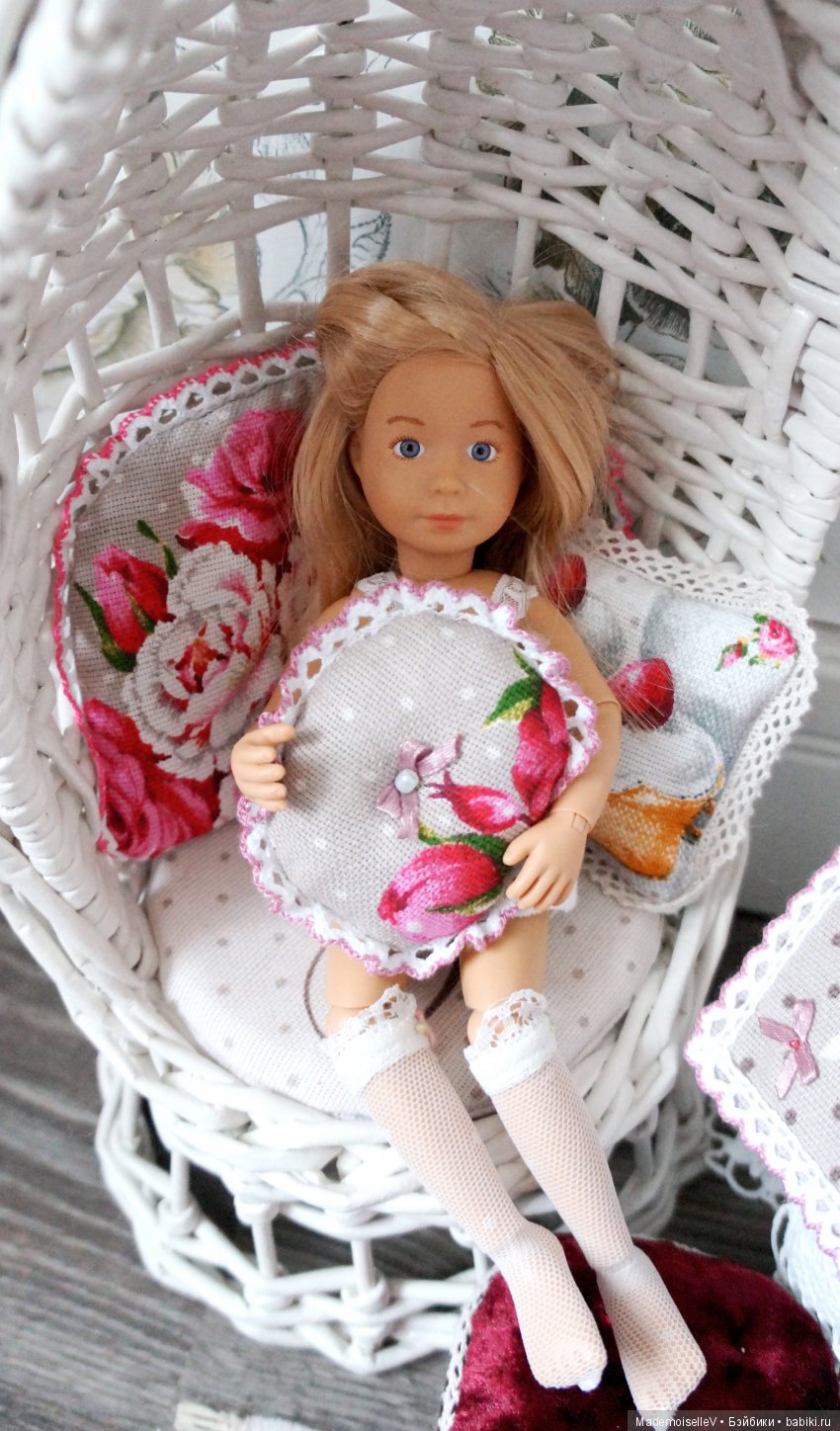 Пока мамы нет дома — Мебель для кукол и домиков: фото