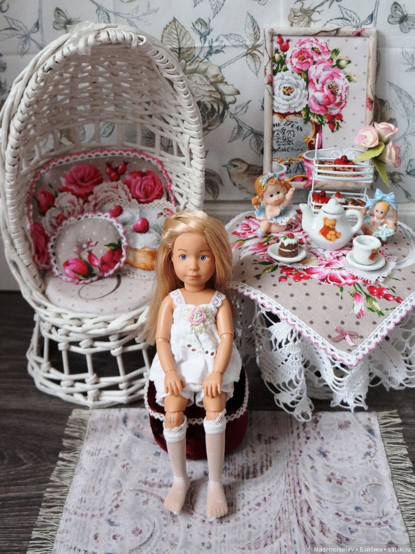 Пока мамы нет дома — Мебель для кукол и домиков: фото