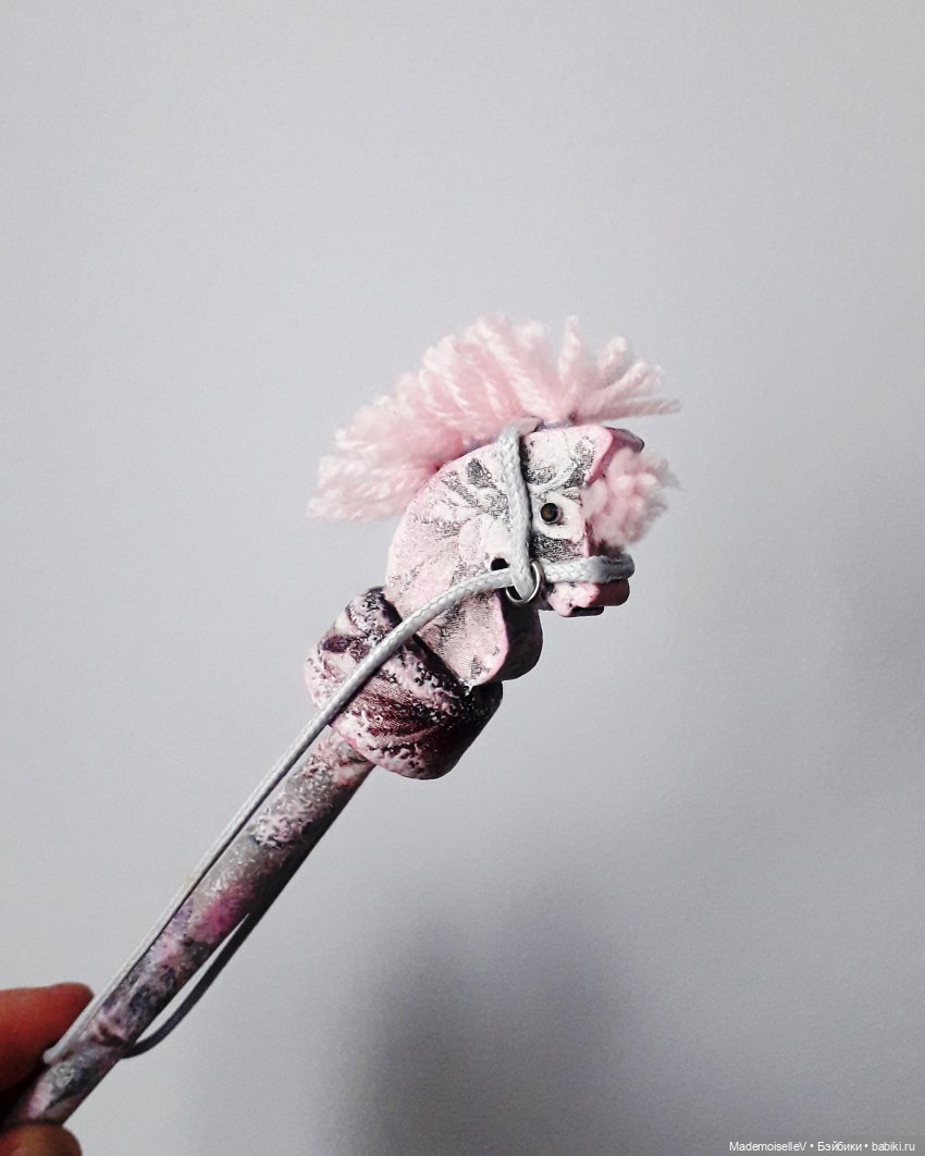 Мастер класс Пуф на деревянных ножках и моё секретное ноу-хау