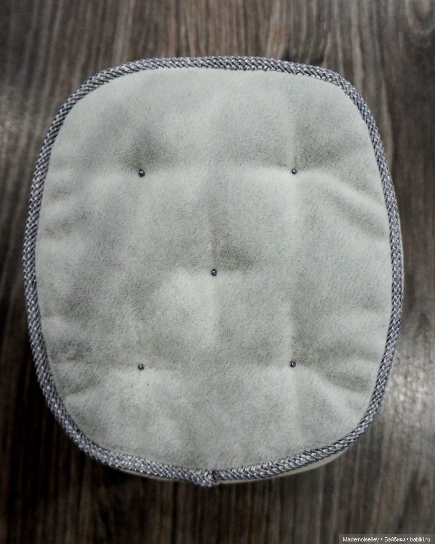 Мастер класс Пуф на деревянных ножках и моё секретное ноу-хау