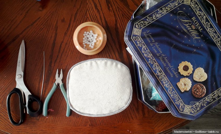 Мастер класс Пуф на деревянных ножках и моё секретное ноу-хау