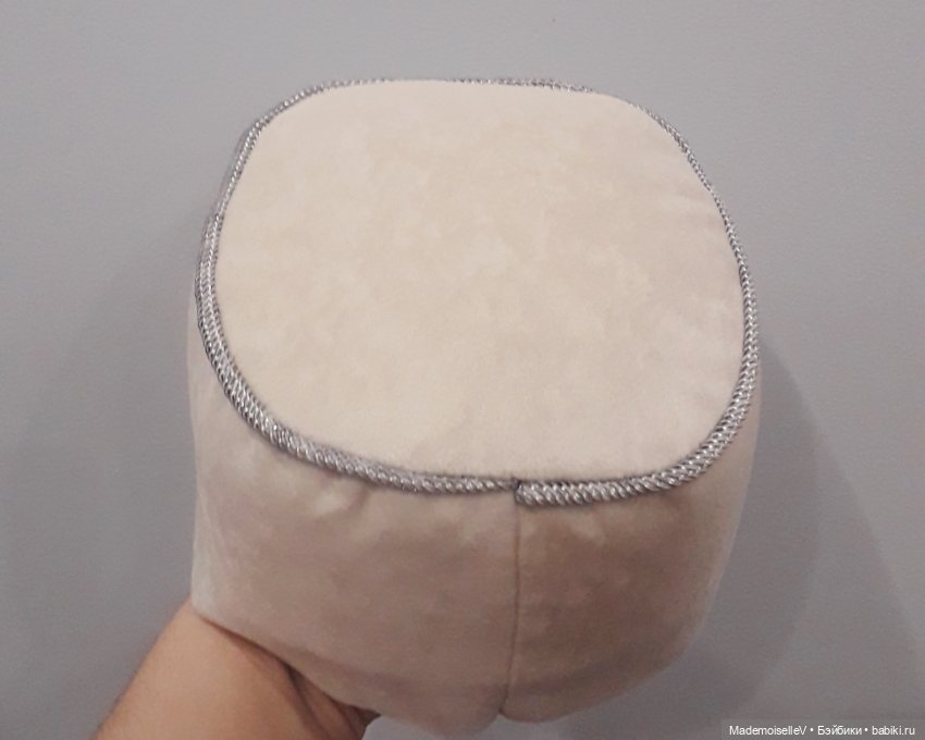 Мастер класс Пуф на деревянных ножках и моё секретное ноу-хау