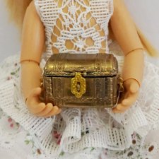 Латунный сундучок / ларец / шкатулка