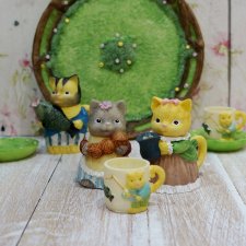 Декоративный чайный сервиз "Cat Family" Декоративный чайный сервиз "Cat Family"