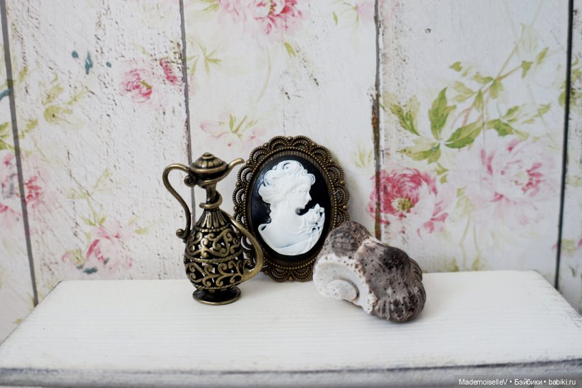 Сервант в винтажном стиле