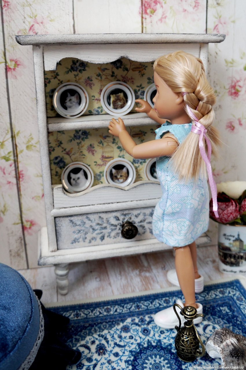 Сервант в винтажном стиле