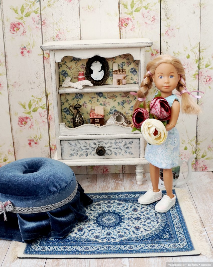 Сервант в винтажном стиле