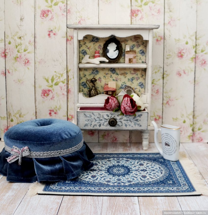 Сервант в винтажном стиле