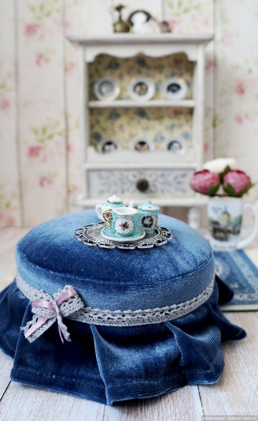 Сервант в винтажном стиле