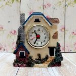 Домики с часами