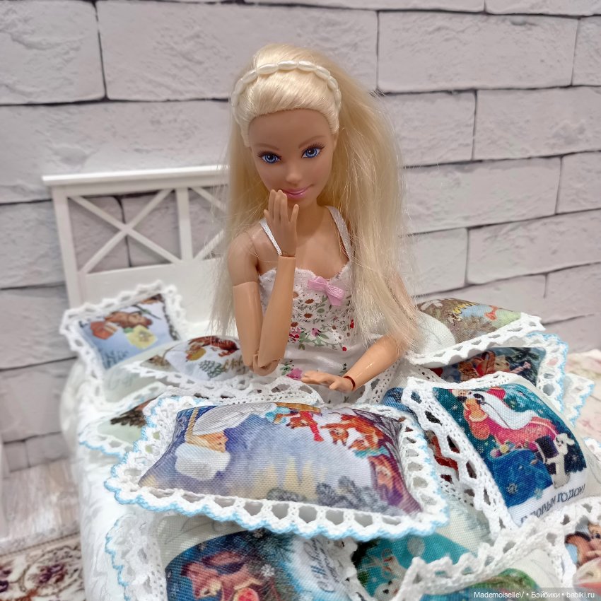 Подушки-открытки — Кукольная миниатюра своими руками: еда