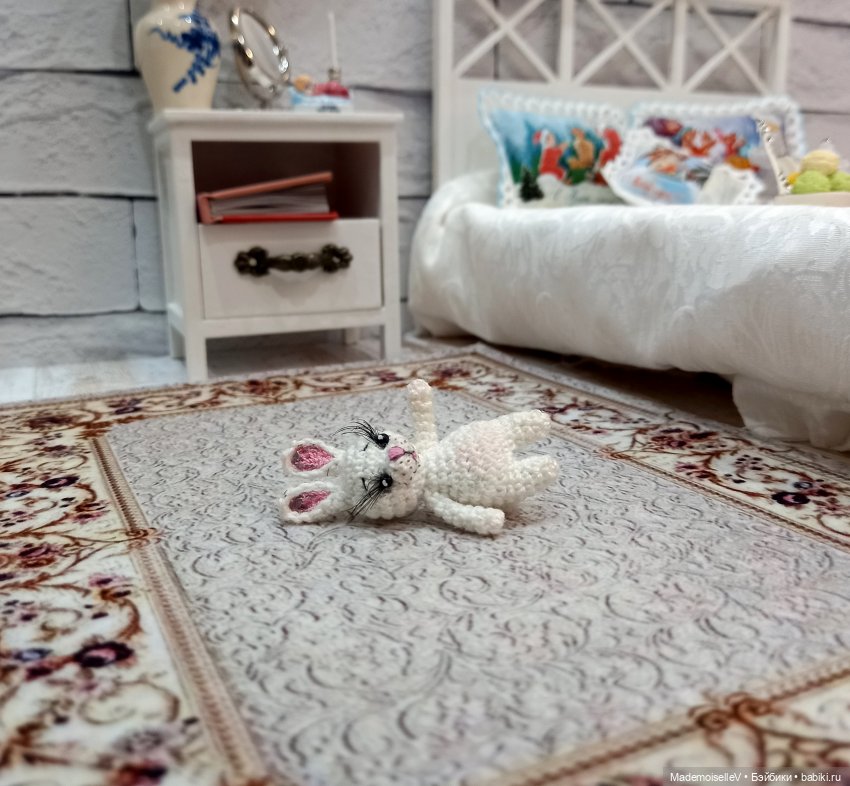 Подушки-открытки — Кукольная миниатюра своими руками: еда