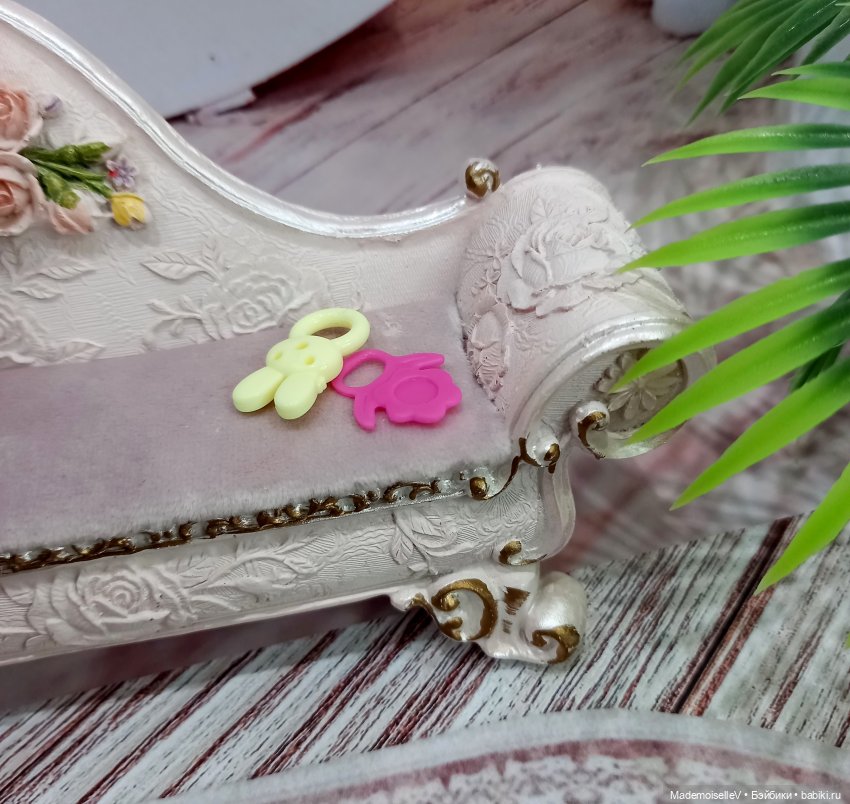 Как малышка Келли играла в мамочку