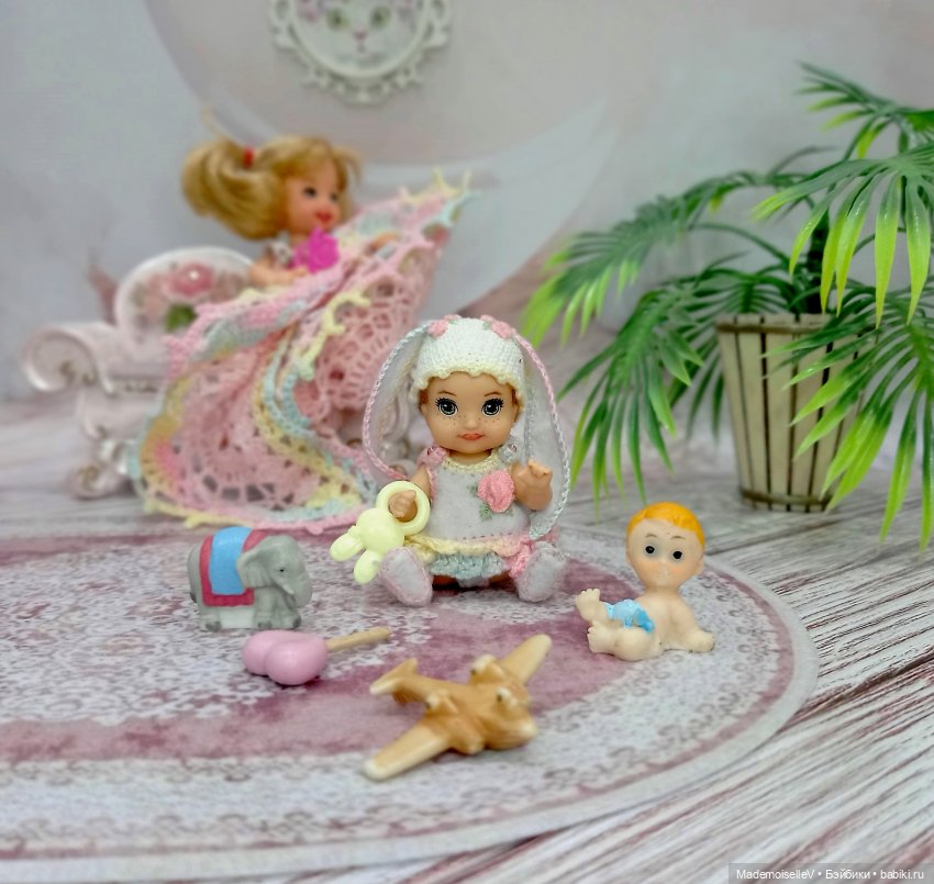 Как малышка Келли играла в мамочку (фото 4)