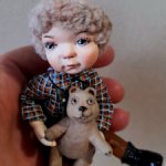 Мальчик с медвежонком