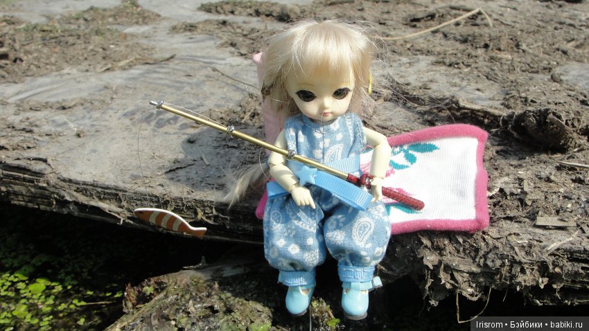 Ai-Ромашка и ее друзья.Репейник на рыбалке