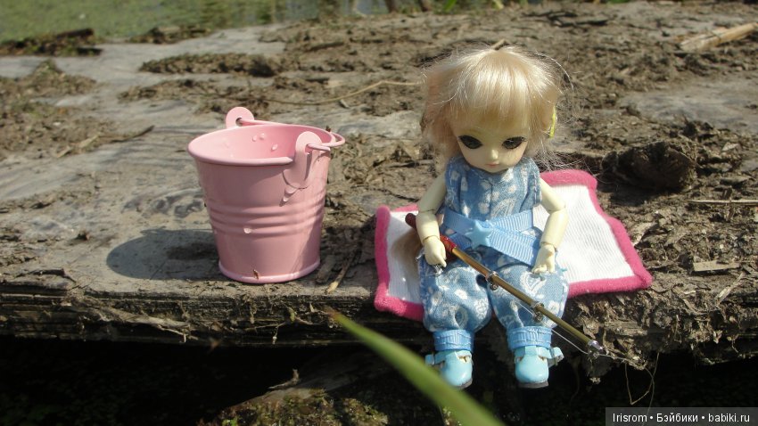 Ai-Ромашка и ее друзья.Репейник на рыбалке