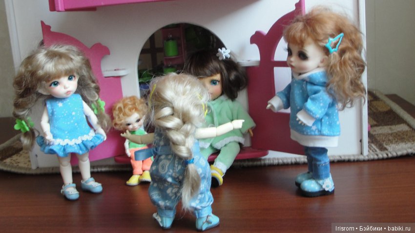 Ai-Ромашка и ее друзья.Репейник на рыбалке