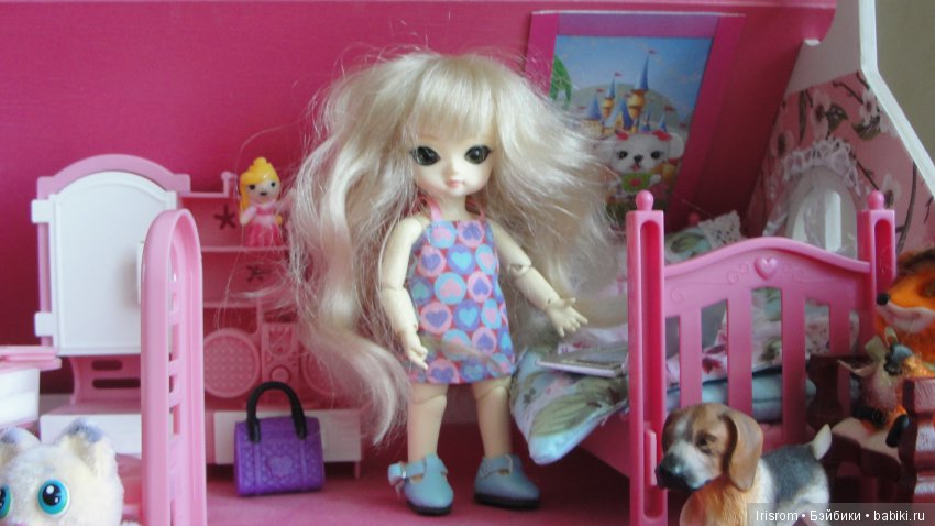 Ai-Ромашка и ее друзья.Репейник на рыбалке