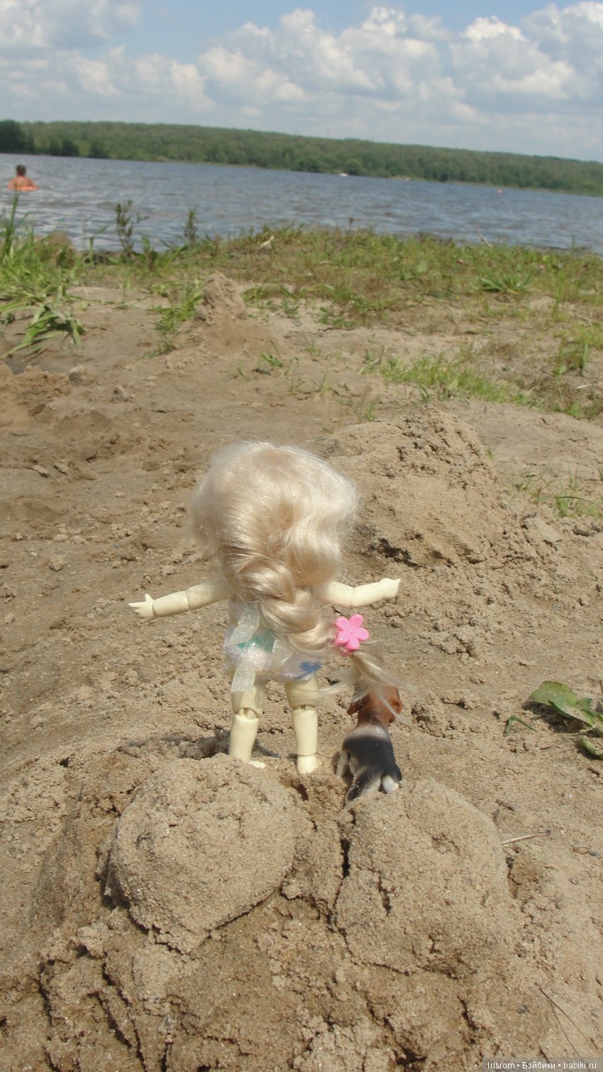 Ai-Ромашка и ее друзья. Пляж