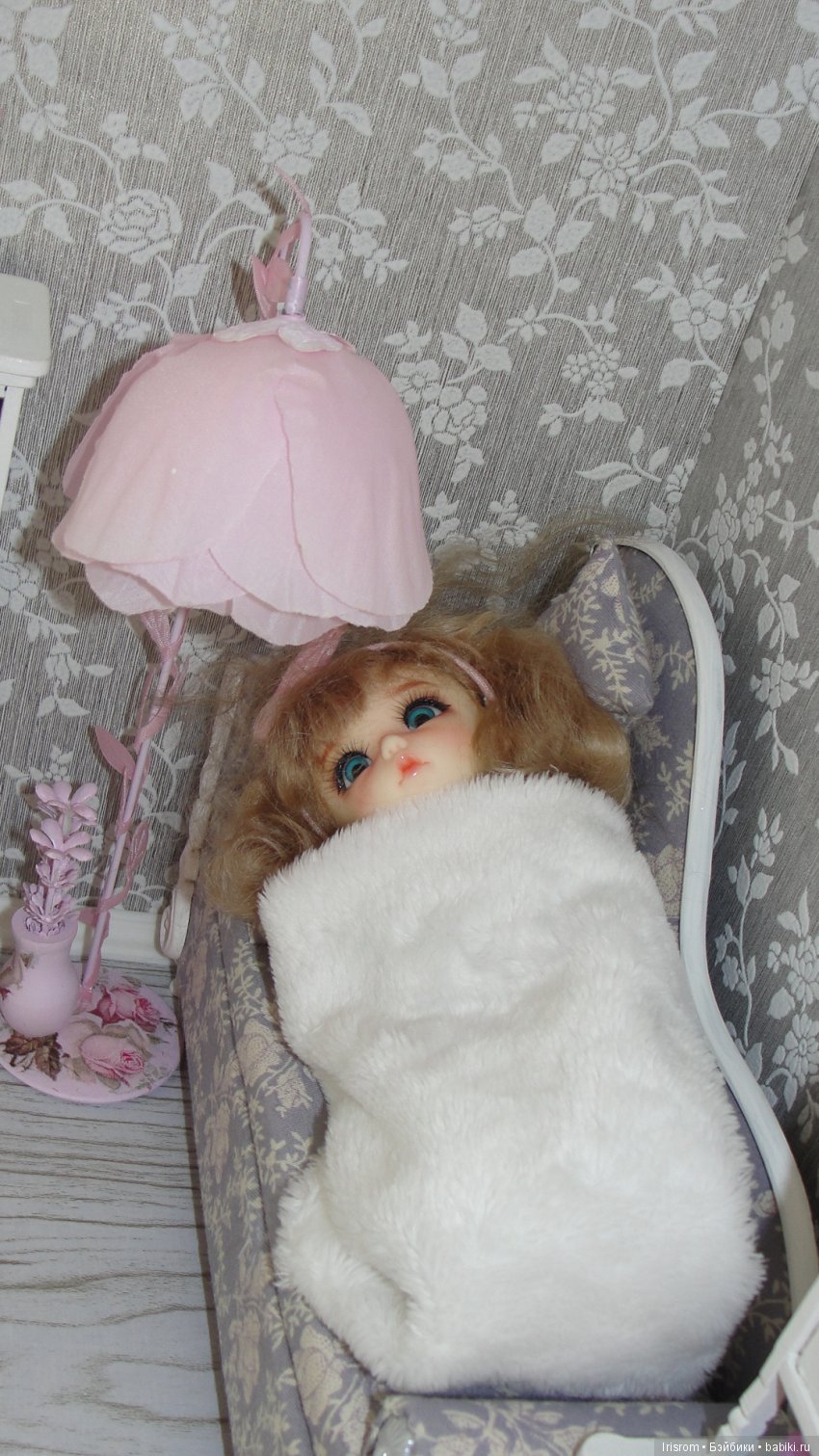 Ai-Ромашка и ее друзья. Как правильно получать подарки от деда Мороза (фото 8)