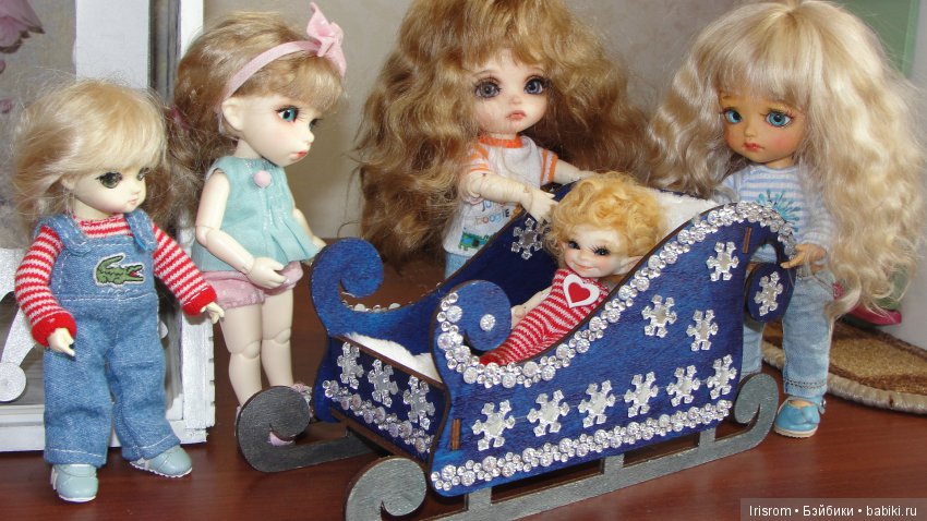 Ai-Ромашка и ее друзья. Как правильно получать подарки от деда Мороза (фото 5)