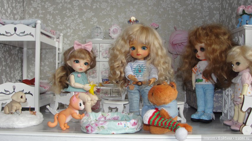 Ai-Ромашка и ее друзья.Понаехали тут