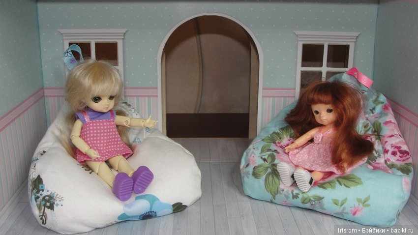 Ai-Ромашка и ее друзья. В ожидании