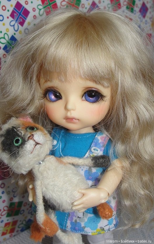 Ai-Ромашка и ее друзья.Без кота и жизнь не та или сколько кошек нужно для счастья