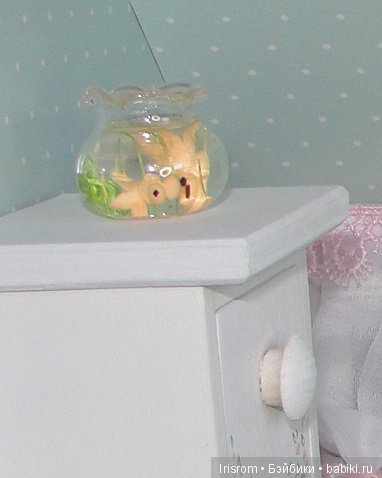 Ai-Ромашка и ее друзья. Понаехавшие и понаостававшиеся