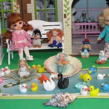 Ai-Ромашка и ее друзья. Понаехавшие и понаостававшиеся