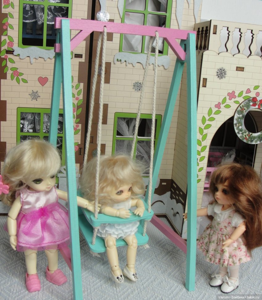 Ai-Ромашка и ее друзья. Как Роми к Деду Морозу ездила